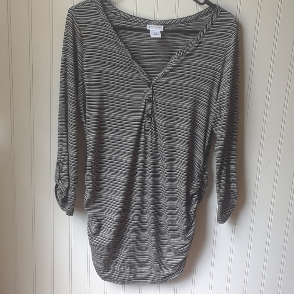 Motherhood Maternity blouse size M
